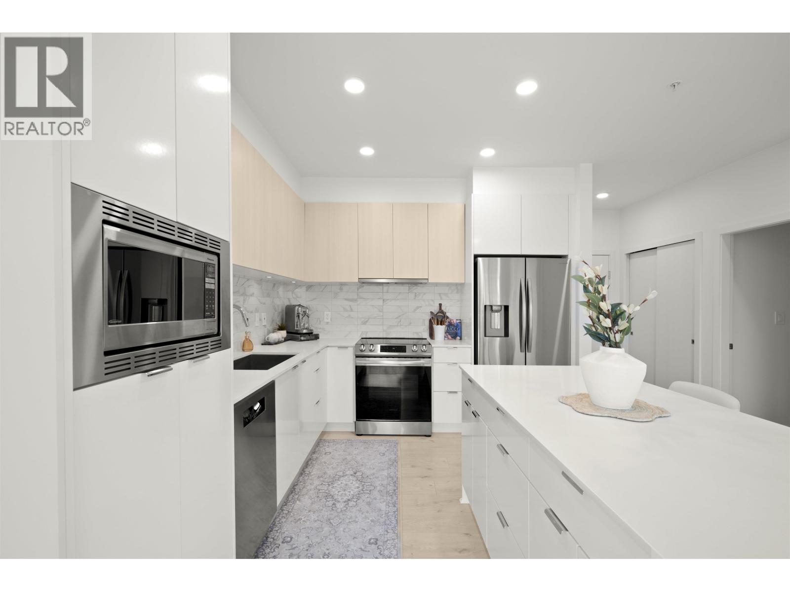 219 1792 Starling Drive, Tsawwassen, British Columbia  V4M 0E4 - Photo 3 - R3099699