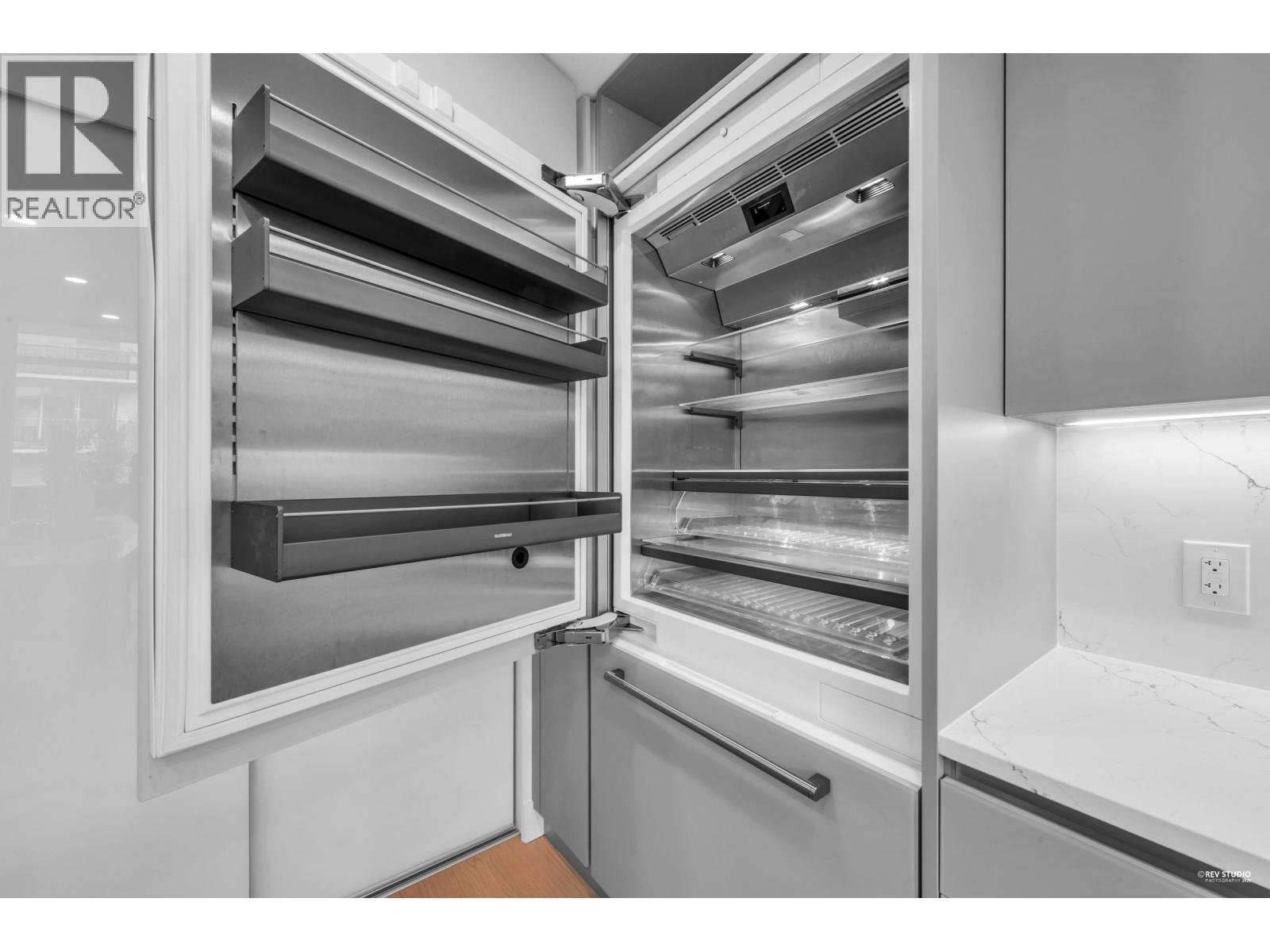 301 1331 Marine Drive, West Vancouver, British Columbia  V7T 1B6 - Photo 25 - R3099712