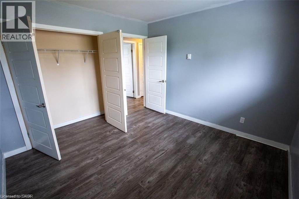 42 Daniel Avenue, Kitchener, Ontario  N2K 1E9 - Photo 10 - 40802534