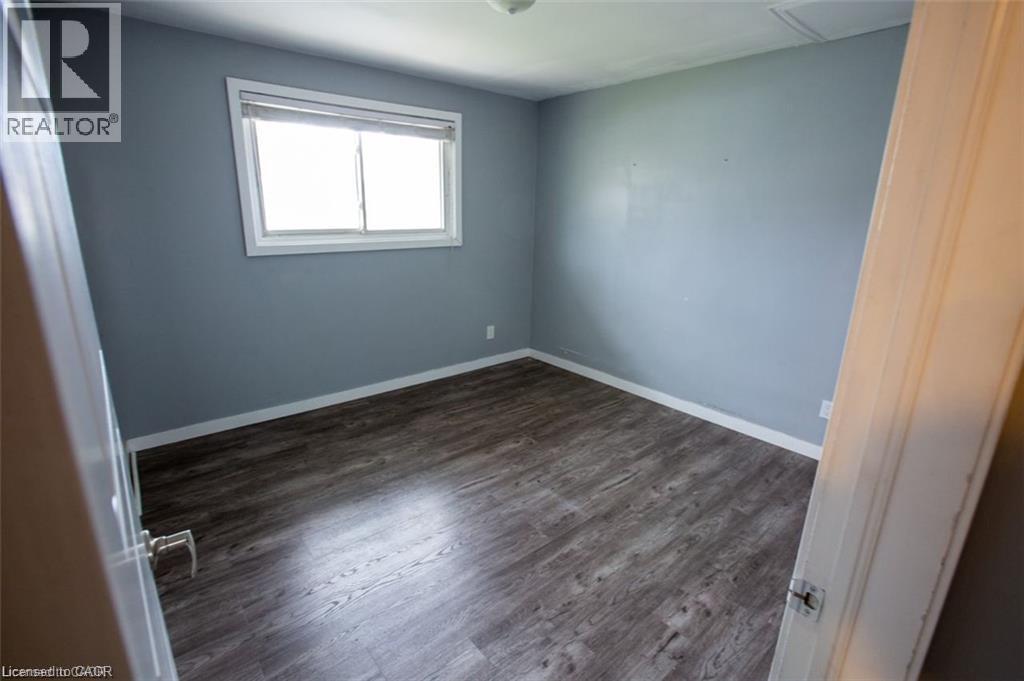 42 Daniel Avenue, Kitchener, Ontario  N2K 1E9 - Photo 8 - 40802534