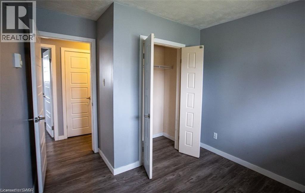 42 Daniel Avenue, Kitchener, Ontario  N2K 1E9 - Photo 12 - 40802534