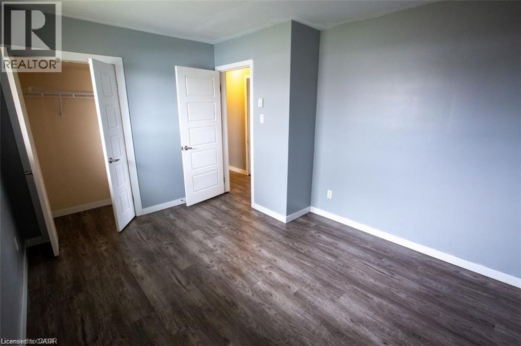 42 Daniel Avenue, Kitchener, Ontario  N2K 1E9 - Photo 13 - 40802534