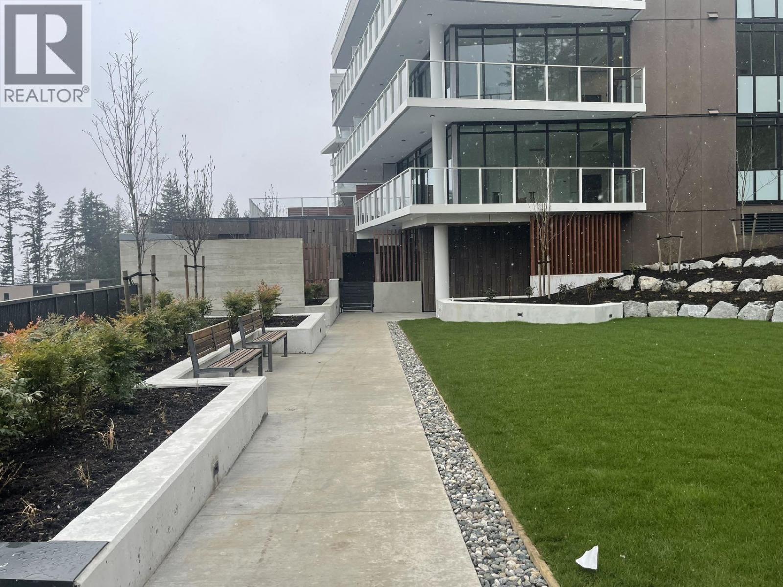 307 3963 Uplands Way, West Vancouver, British Columbia  V7S 0B7 - Photo 3 - R3099708