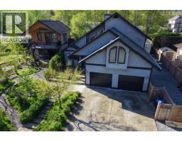 41281 MEADOW AVENUE, Squamish, British Columbia