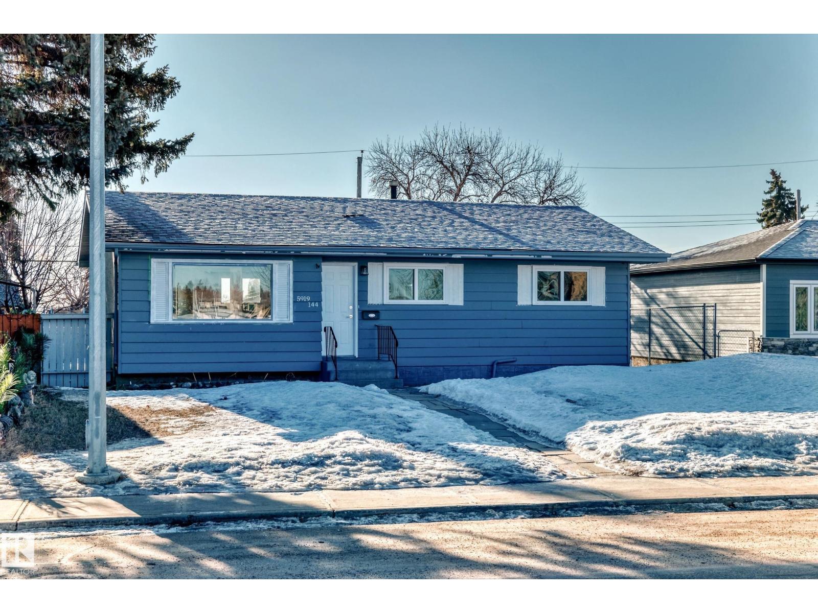 5919 144 Av Nw, Edmonton, Alberta  T5A 1K7 - Photo 2 - E4477477