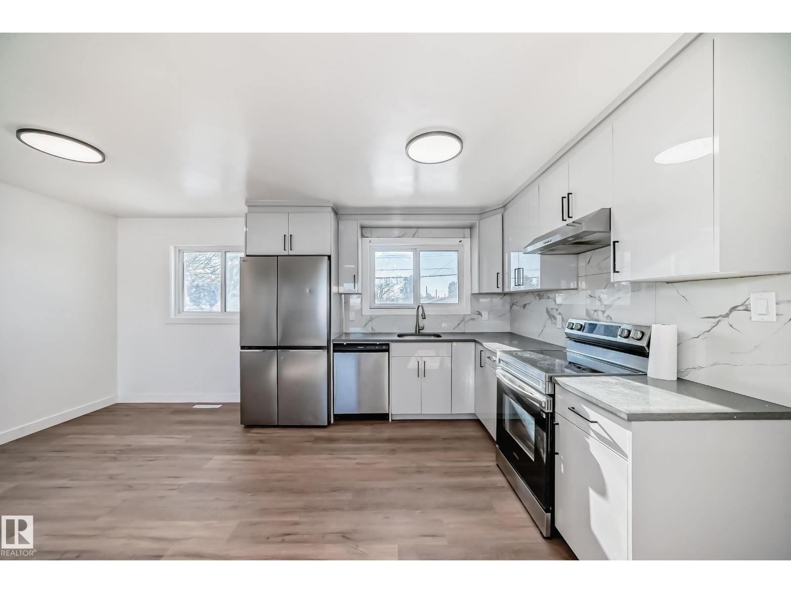 5919 144 Av Nw, Edmonton, Alberta  T5A 1K7 - Photo 4 - E4477477