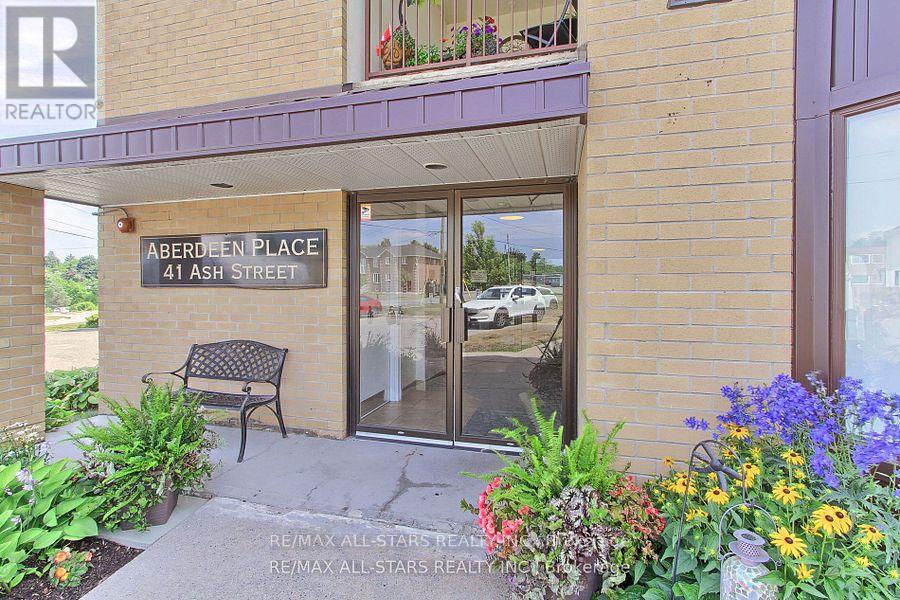 103 - 41 Ash Street, Uxbridge, Ontario  L9P 1E2 - Photo 2 - N12882662