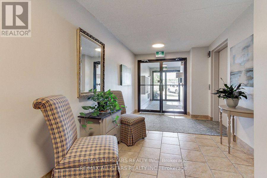 103 - 41 Ash Street, Uxbridge, Ontario  L9P 1E2 - Photo 4 - N12882662