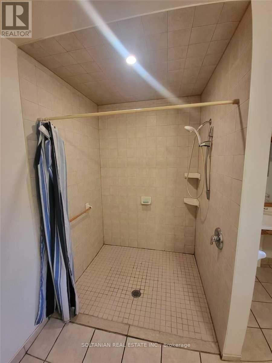 66 Tulip Street, Georgina, Ontario  L4P 1C7 - Photo 16 - N12882666