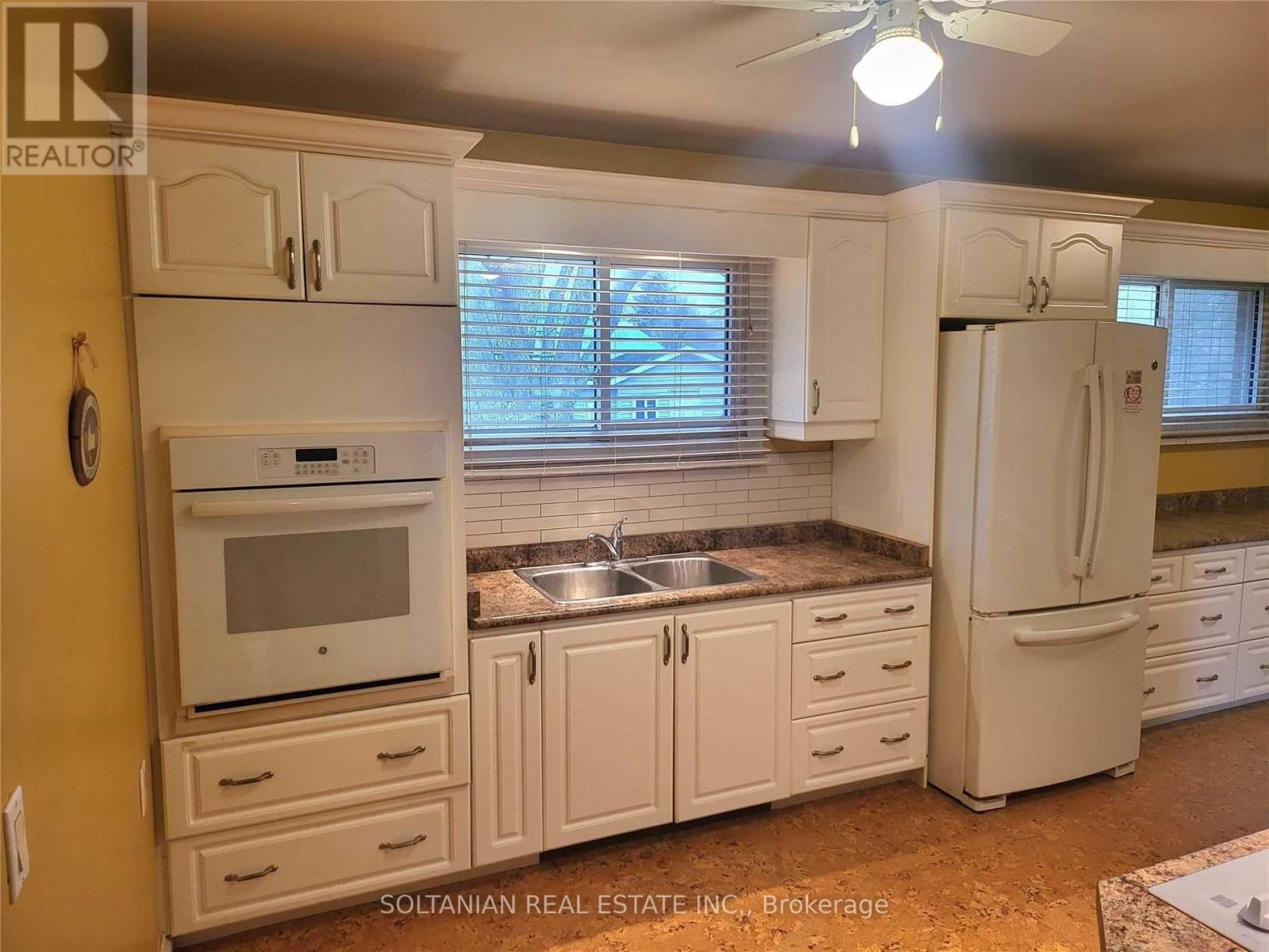 66 Tulip Street, Georgina, Ontario  L4P 1C7 - Photo 7 - N12882666