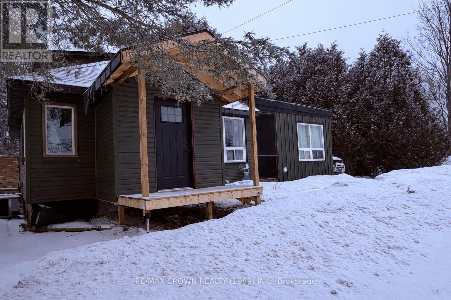 156 Main Street, Sundridge, Ontario  P0A 1Z0 - Photo 2 - X12770964