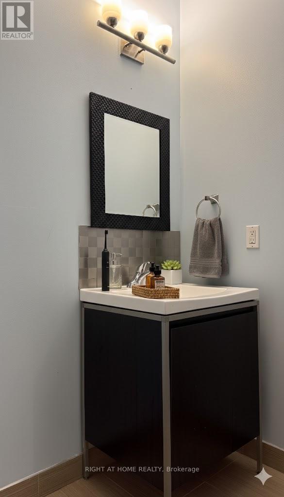 102 - 50 Murray Street W, Hamilton, Ontario L8L 1B3 - Photo 13 - X12882620