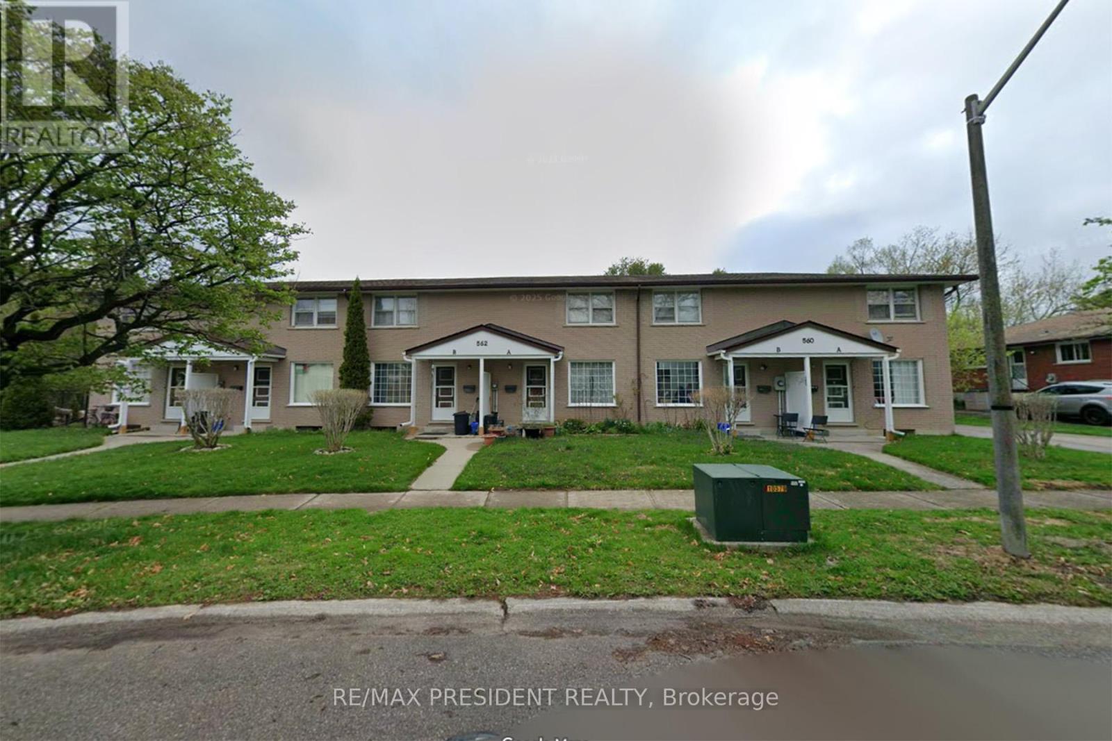 560B BROOKHAVEN CRESCENT, Waterloo, Ontario