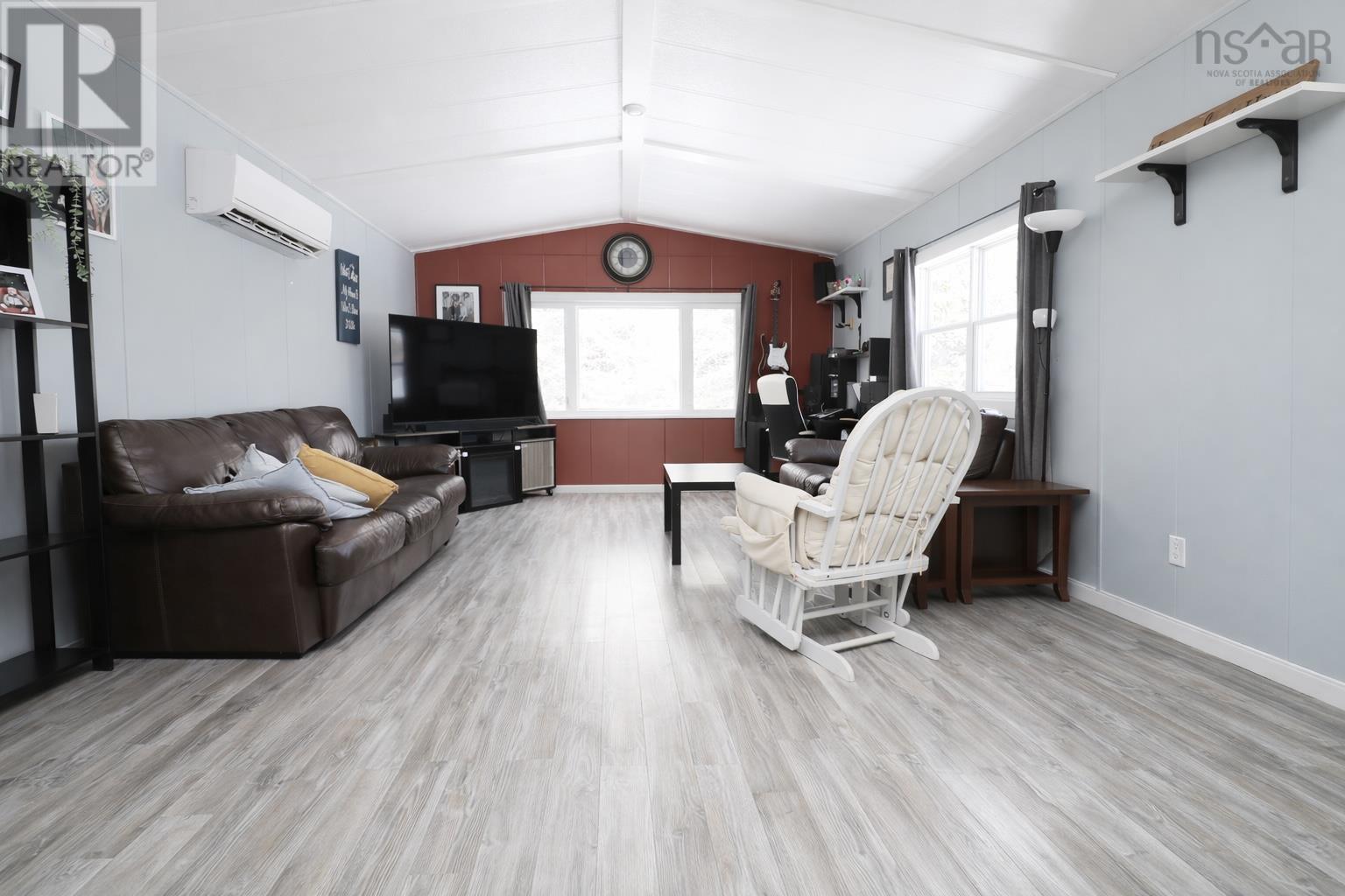 10 Robert Drive, Ardoise, Nova Scotia  B0N 1L0 - Photo 9 - 202604567