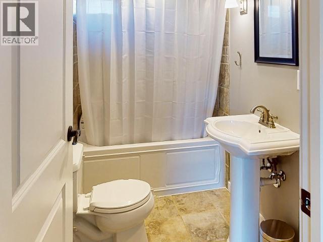 8206 Centennial Drive, Powell River, British Columbia   - Photo 48 - 19710