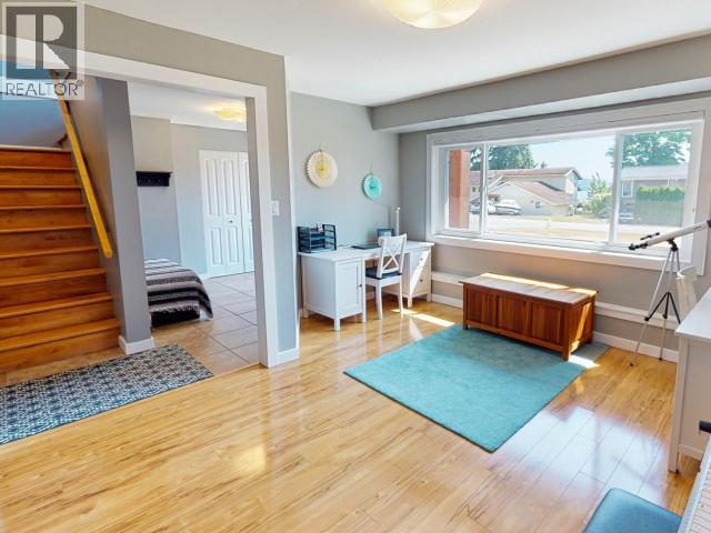 8206 Centennial Drive, Powell River, British Columbia   - Photo 9 - 19710