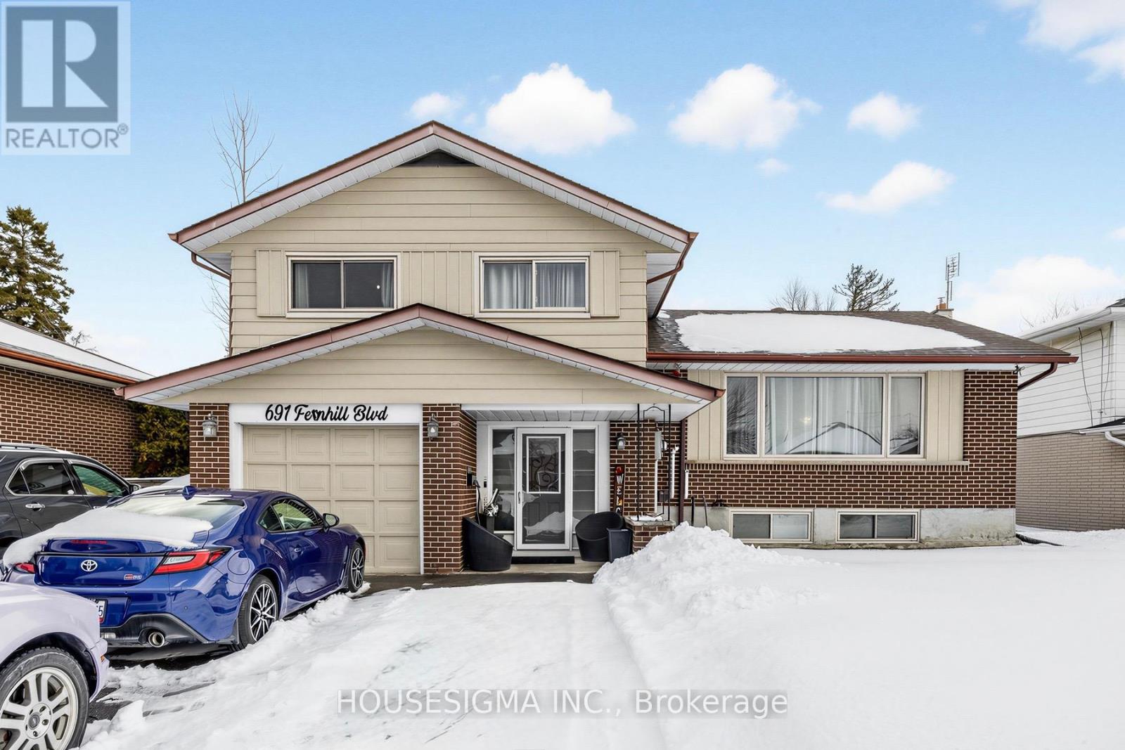 691 FERNHILL BOULEVARD, Oshawa, Ontario