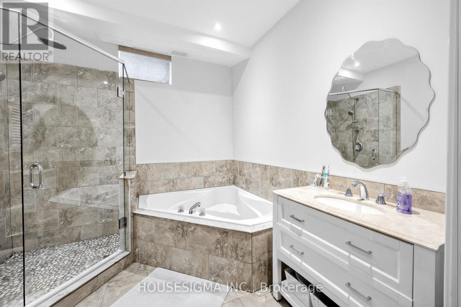 691 Fernhill Boulevard, Oshawa, Ontario  L1J 5K2 - Photo 29 - E12827690