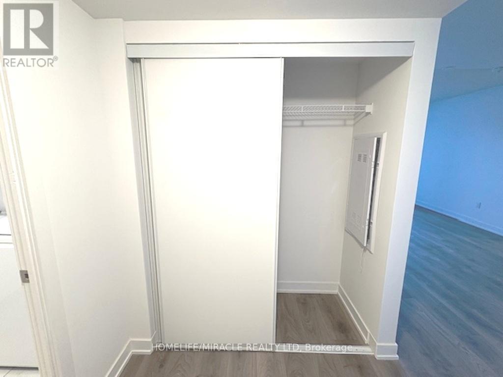 415 - 1010 Sandy Beach Road, Pickering, Ontario  L1W 3V9 - Photo 6 - E12879956