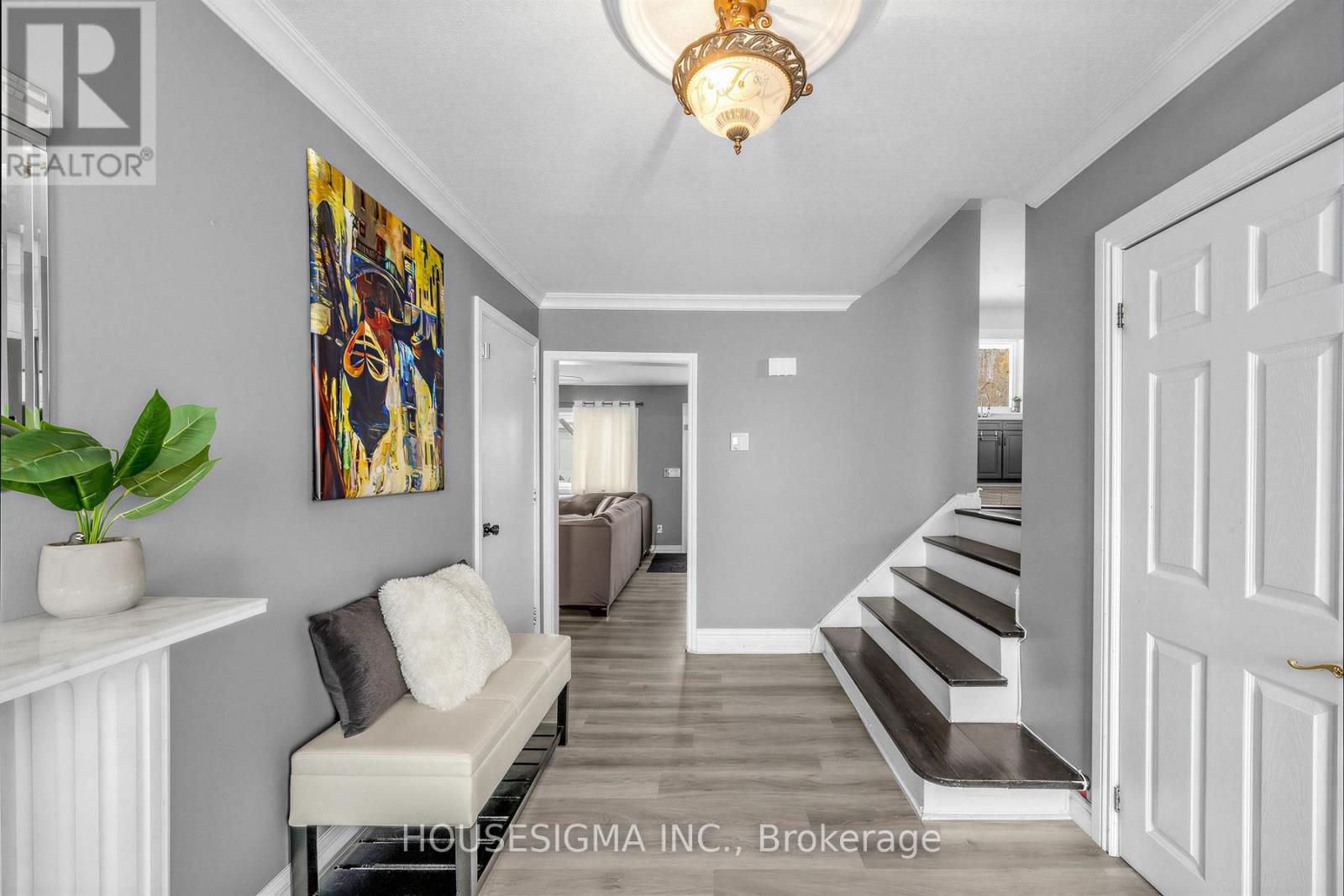 691 Fernhill Boulevard, Oshawa, Ontario  L1J 5K2 - Photo 5 - E12827690