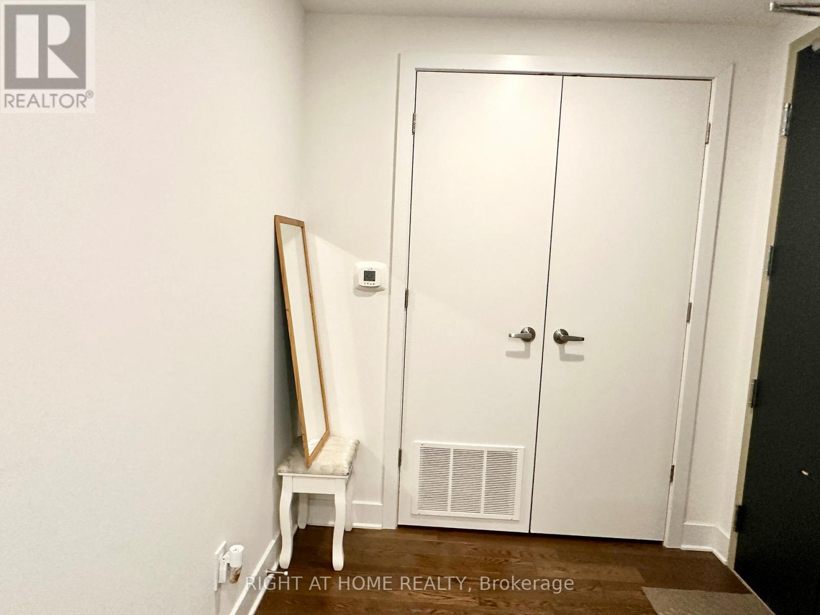 809 - 180 George Street, Ottawa, Ontario  K1N 0G8 - Photo 16 - X12860780