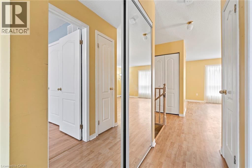 24 Kenyon Crescent Unit# 15, Grimsby, Ontario  L3M 5S4 - Photo 4 - 40811394