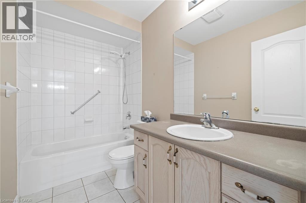 24 Kenyon Crescent Unit# 15, Grimsby, Ontario  L3M 5S4 - Photo 11 - 40811394