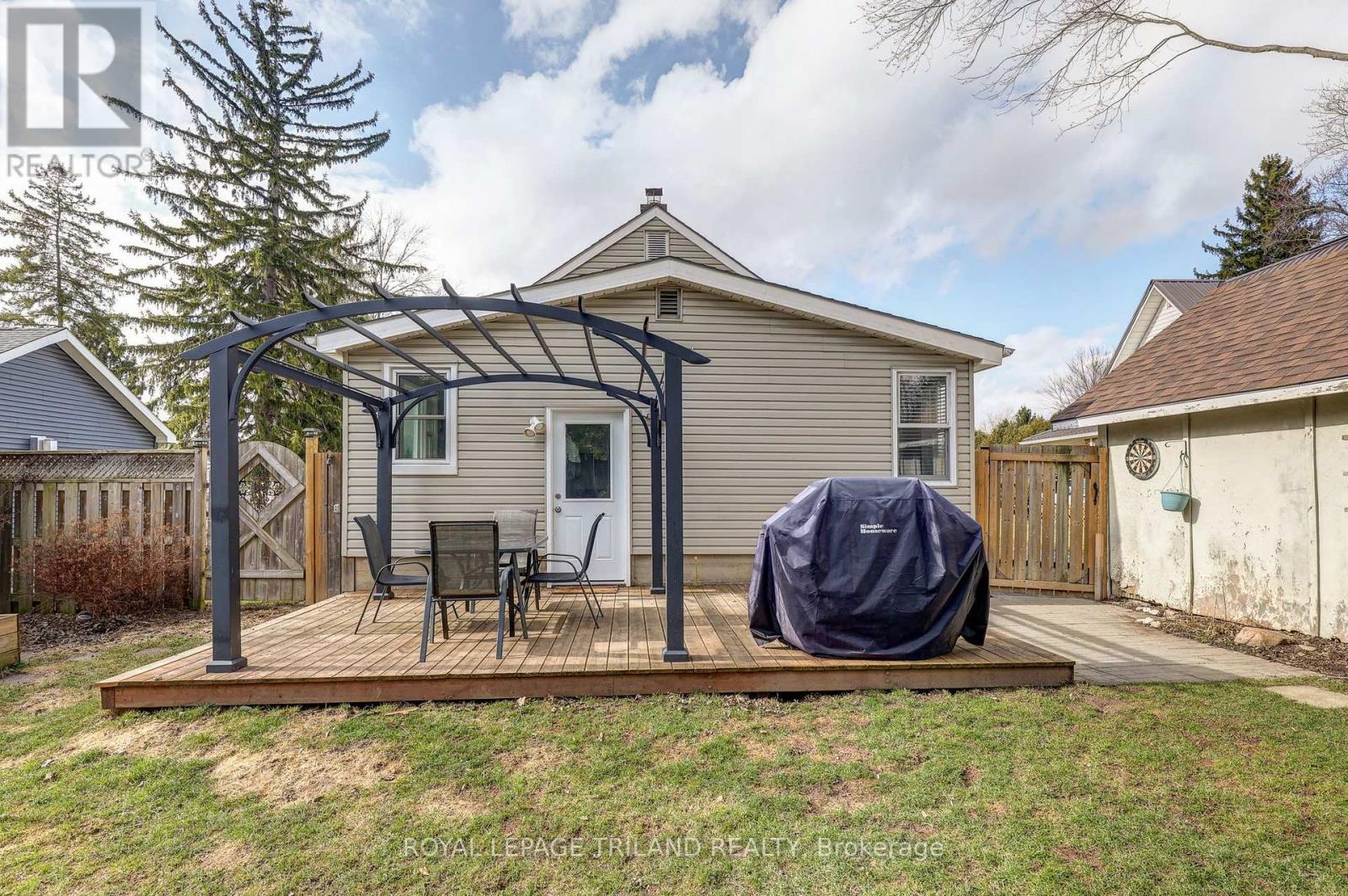 35897 Brook Street, Southwold, Ontario  N0L 2E0 - Photo 45 - X12882740