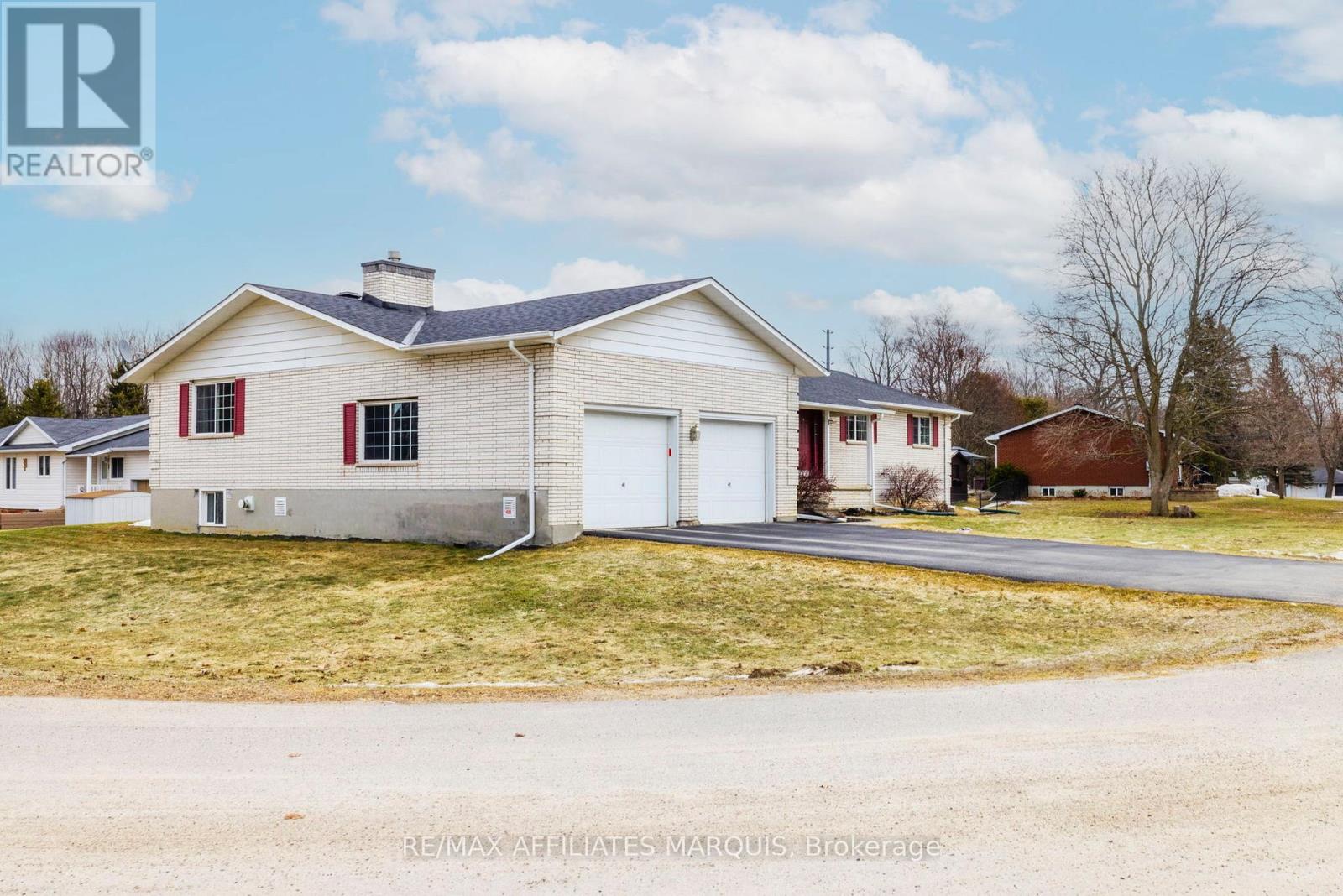 3 Forest Drive, Rideau Lakes, Ontario  K7A 4S5 - Photo 3 - X12882692