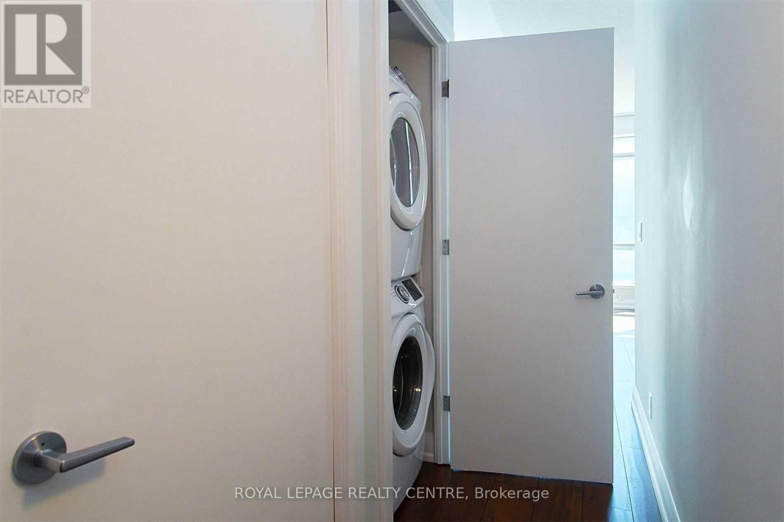 227 - 350 Wellington Street W, Toronto, Ontario  M5V 3W9 - Photo 18 - C12882700