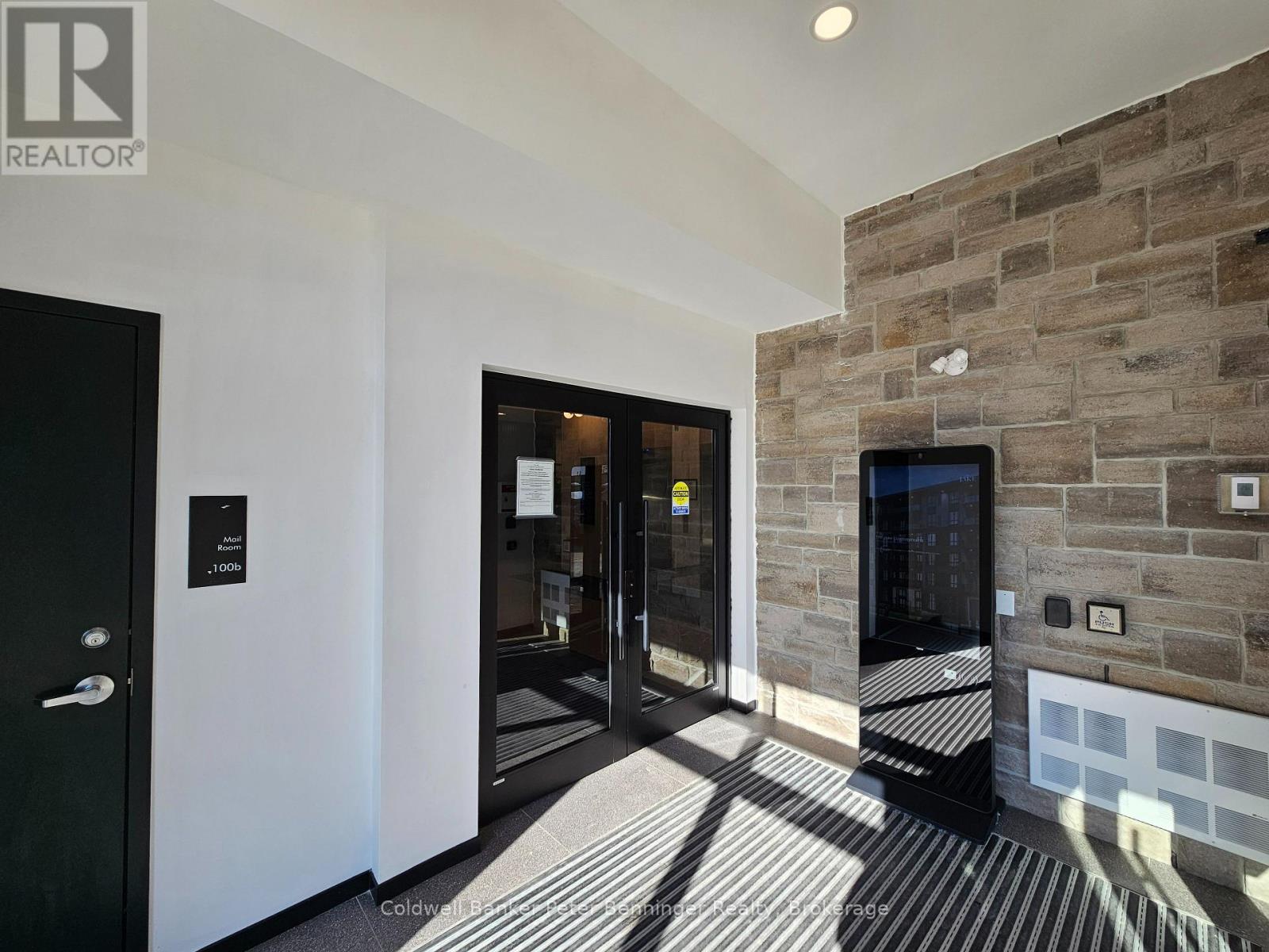 313 - 101 Golden Eagle Road, Waterloo, Ontario  N2V 0H4 - Photo 6 - X12882720