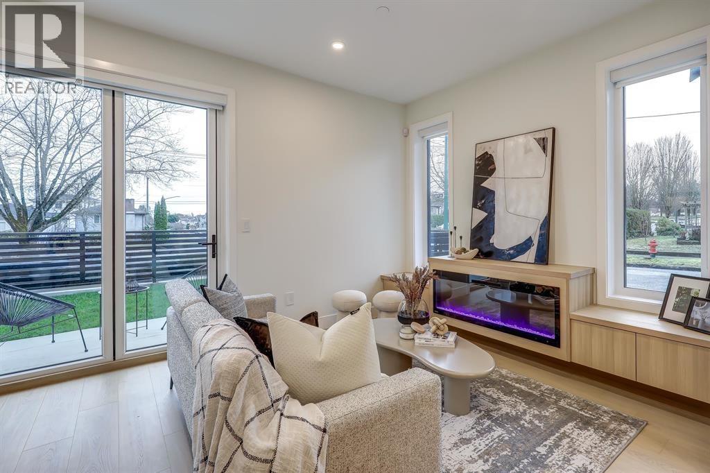 2 3695 E 26th Avenue, Vancouver, British Columbia  V5R 2M7 - Photo 12 - R3099453