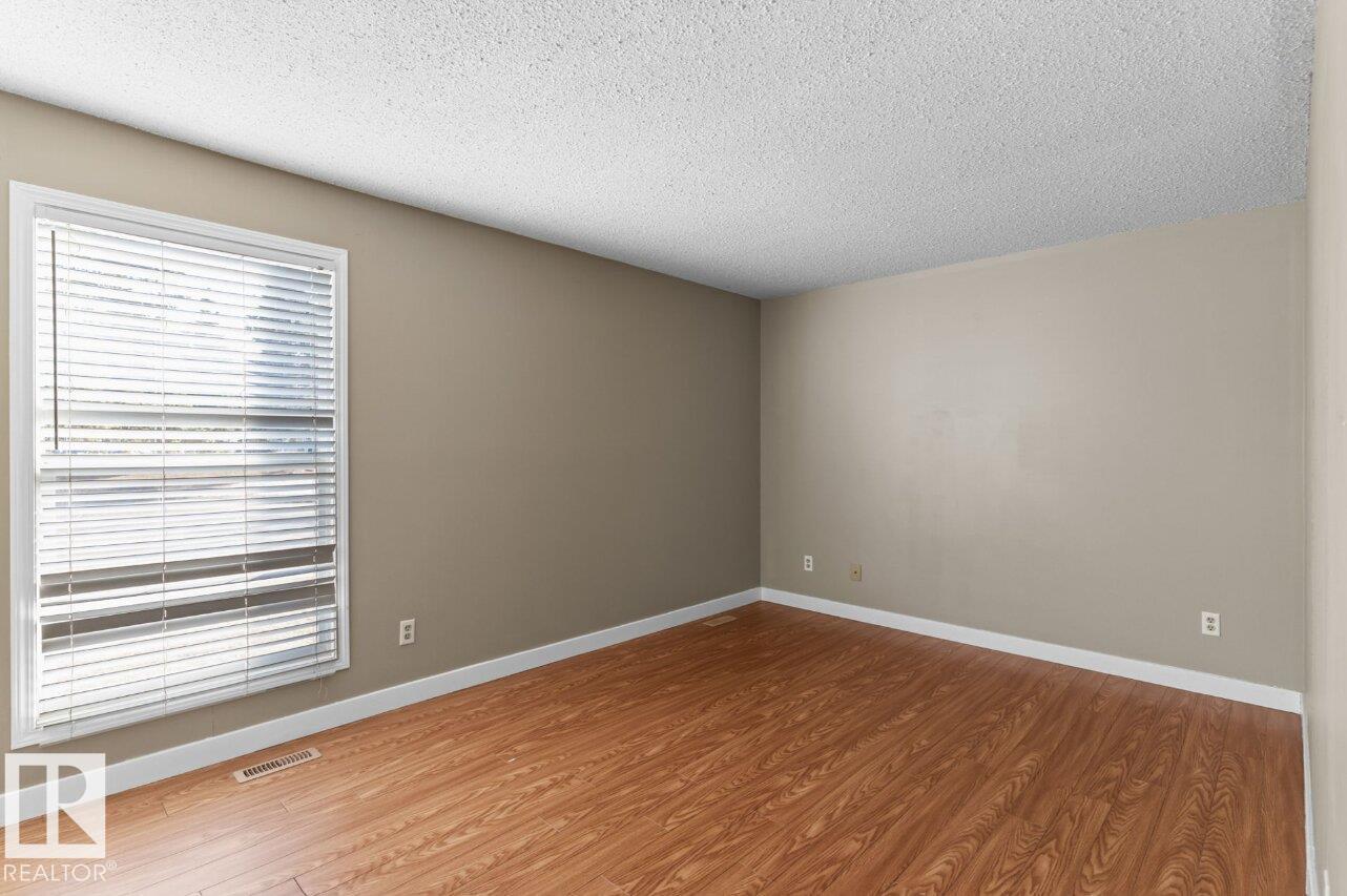 2031 Saddleback Rd Nw, Edmonton, Alberta  T6J 4T4 - Photo 11 - E4470120