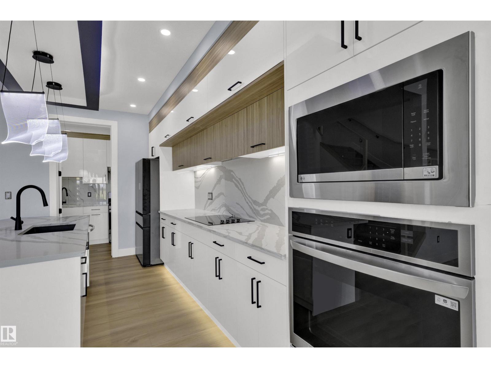 2020 155 Av Nw, Edmonton, Alberta  T5Y 4H9 - Photo 9 - E4477482