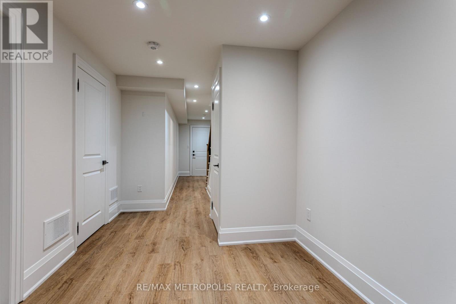 Basement - 79a Laburnham Avenue, Toronto, Ontario  M8W 1S6 - Photo 18 - W12882716