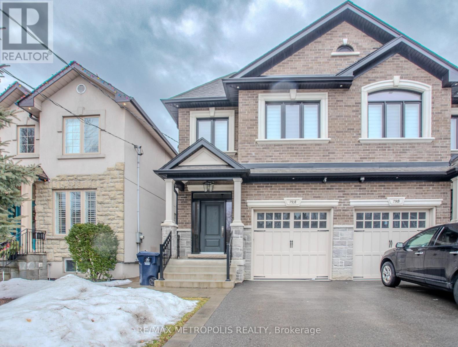 Basement - 79a Laburnham Avenue, Toronto, Ontario  M8W 1S6 - Photo 2 - W12882716