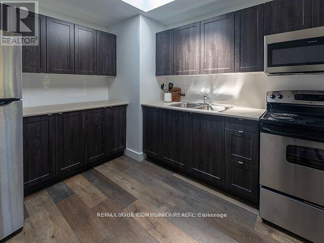 A - 2485 Dufferin Street, Toronto, Ontario M6B 3P9 - Photo 4 - W12882738