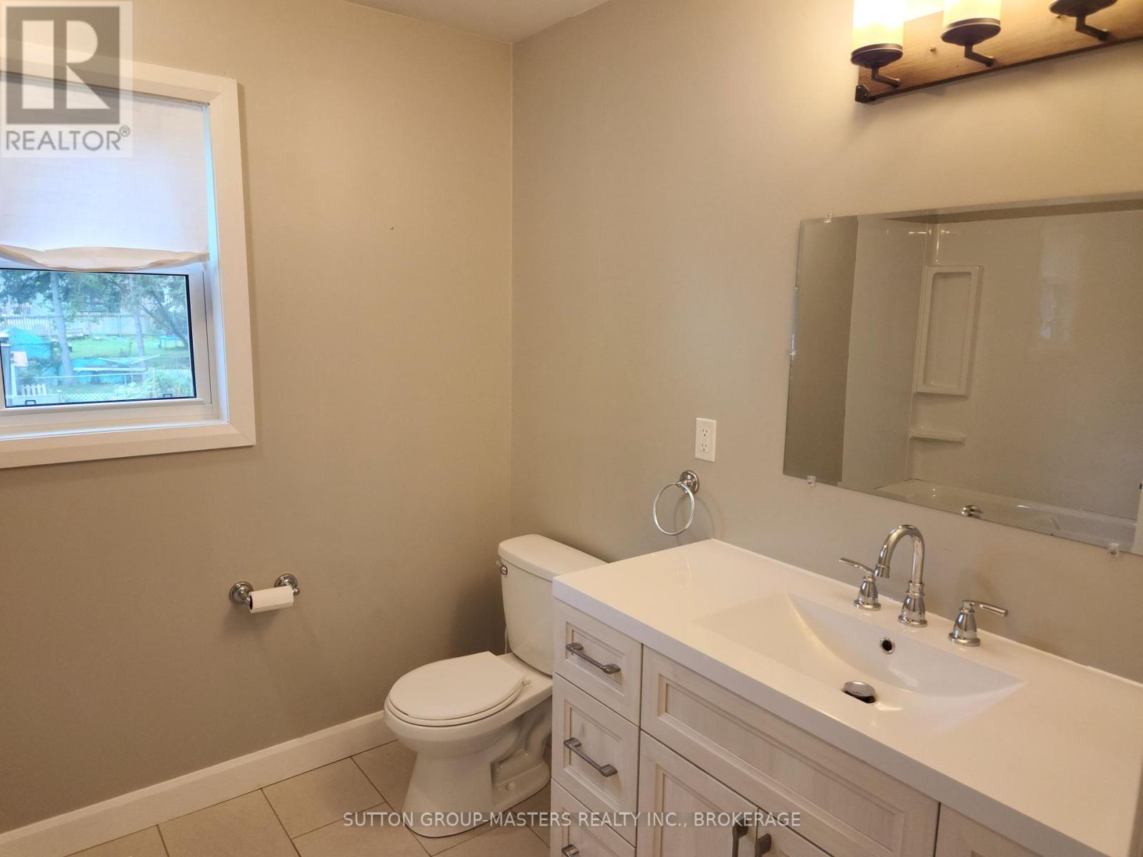 68 Hickory Street, Gananoque, Ontario  K7G 2P5 - Photo 31 - X12871296