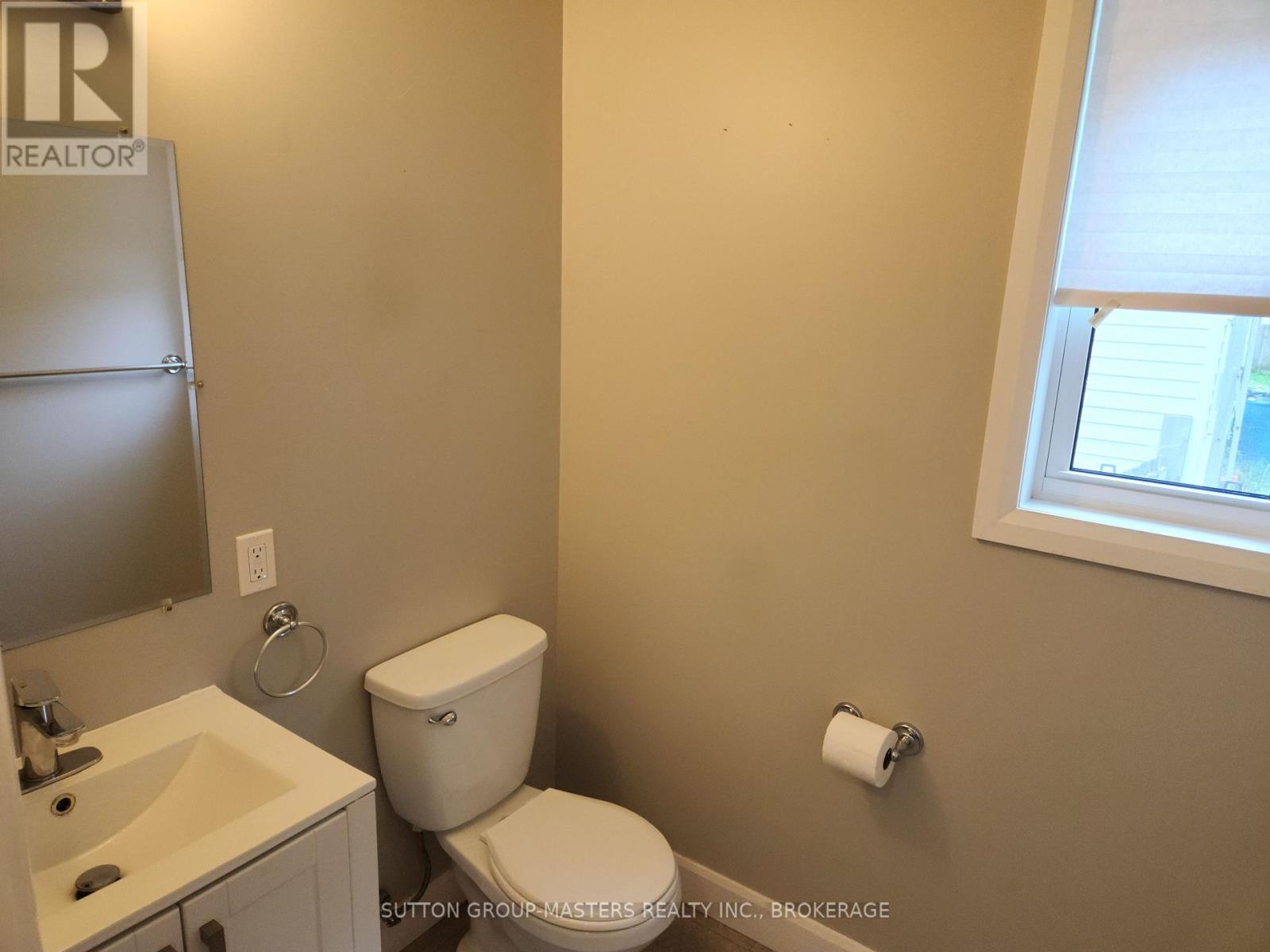 68 Hickory Street, Gananoque, Ontario  K7G 2P5 - Photo 8 - X12871296