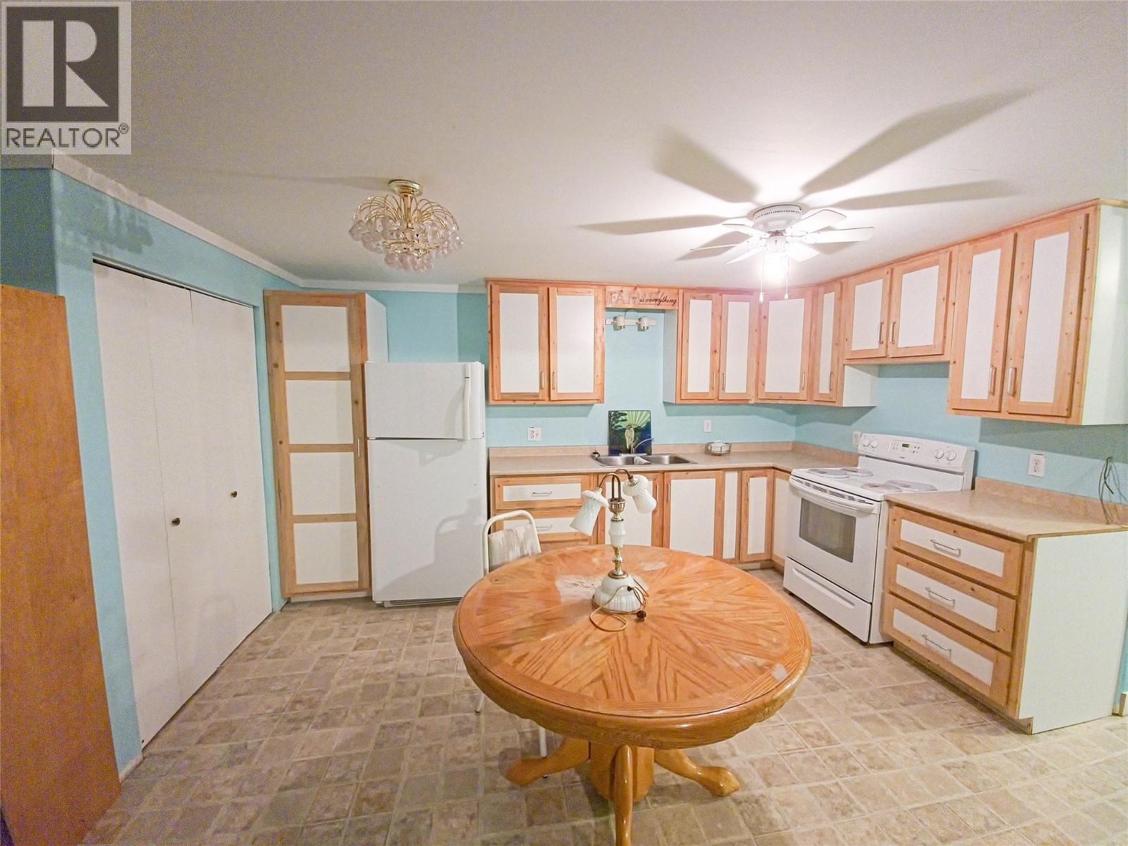 327 97a Highway, Spallumcheen, British Columbia  V0E 1B6 - Photo 25 - 10378647