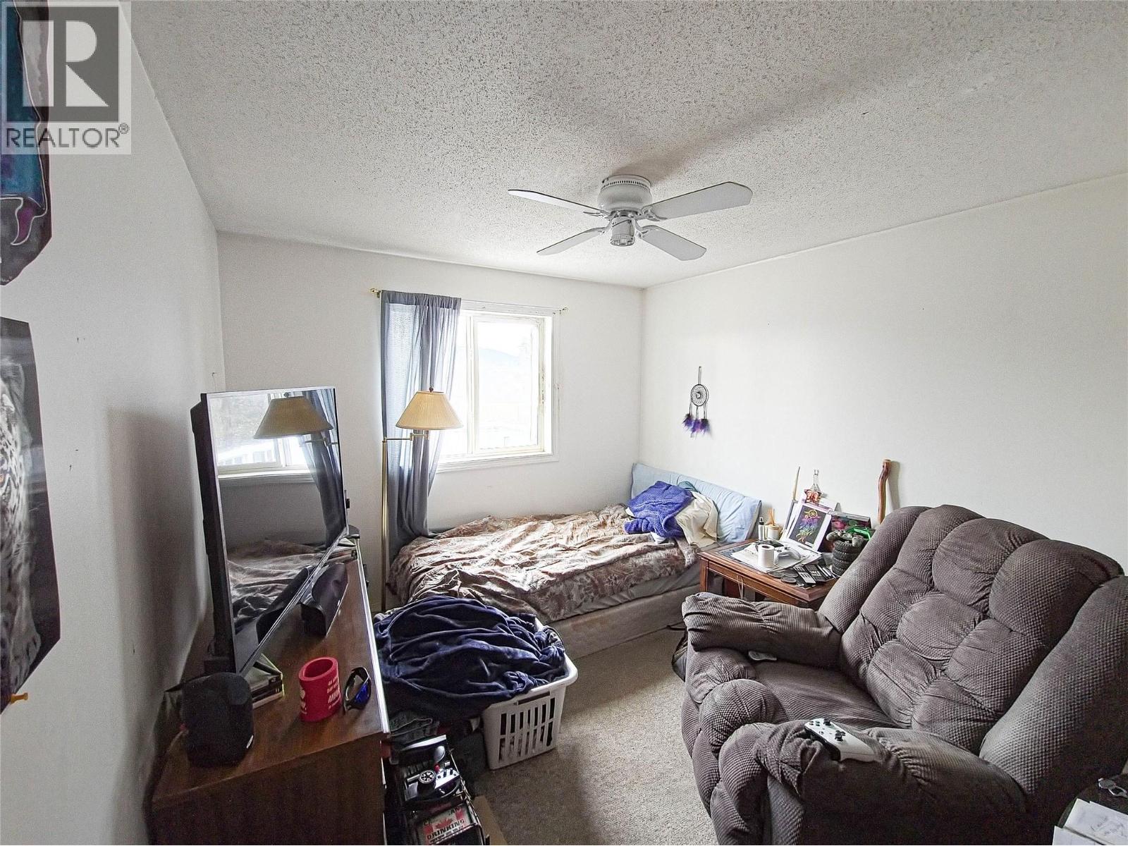 327 97a Highway, Spallumcheen, British Columbia  V0E 1B6 - Photo 13 - 10378647