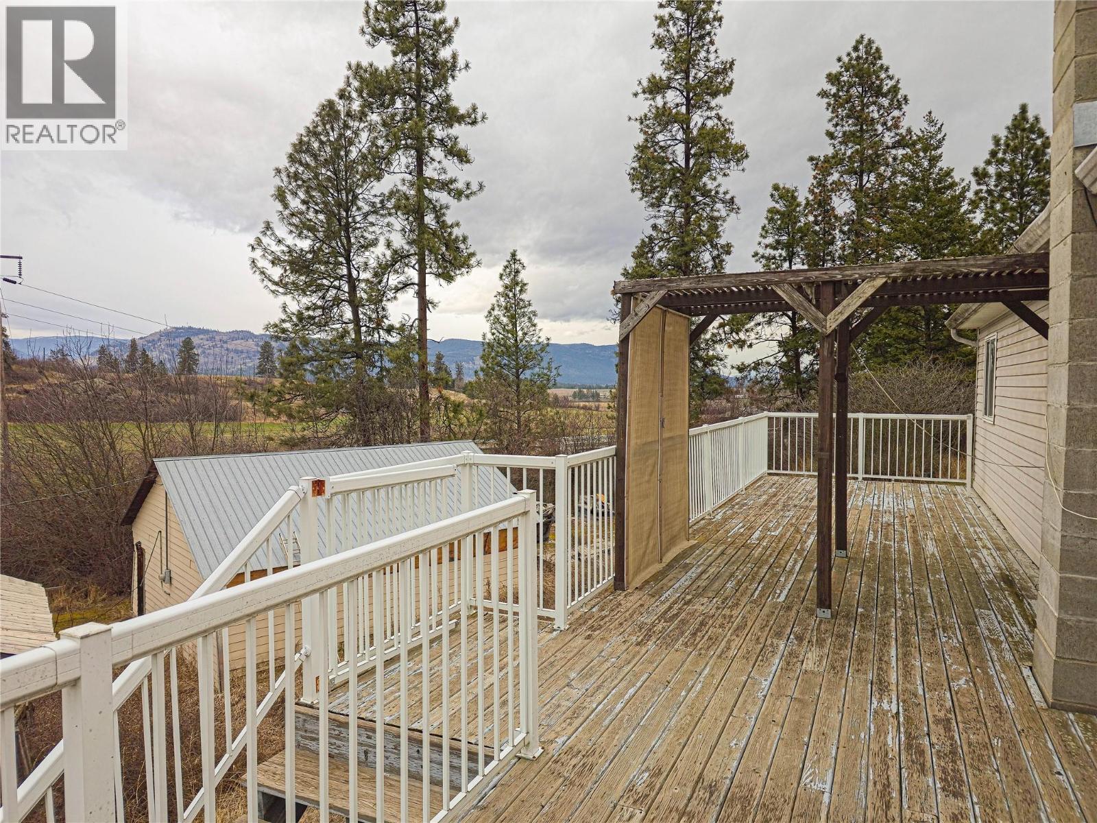 327 97a Highway, Spallumcheen, British Columbia  V0E 1B6 - Photo 30 - 10378647