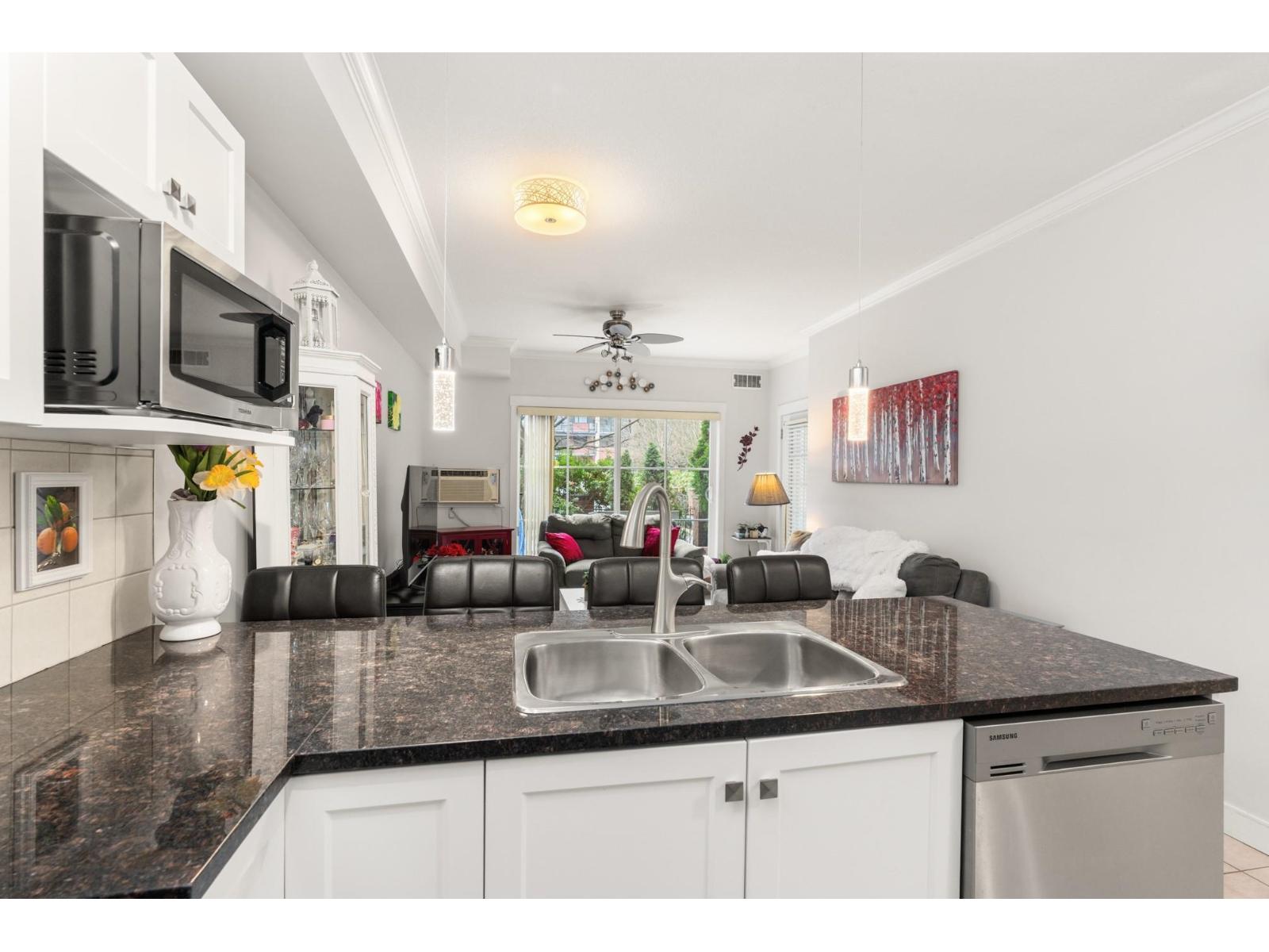 104 17769 57 Avenue, Surrey, British Columbia  V3S 1H1 - Photo 11 - R3099275