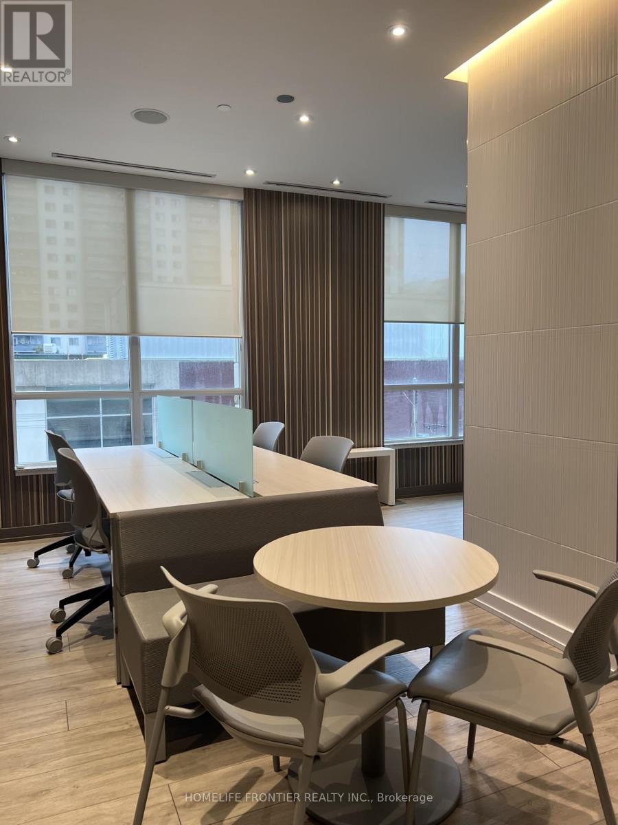 1510 - 500 Sherbourne Street, Toronto (North St. James Town), Ontario  M4X 1L1 - Photo 16 - C12864236