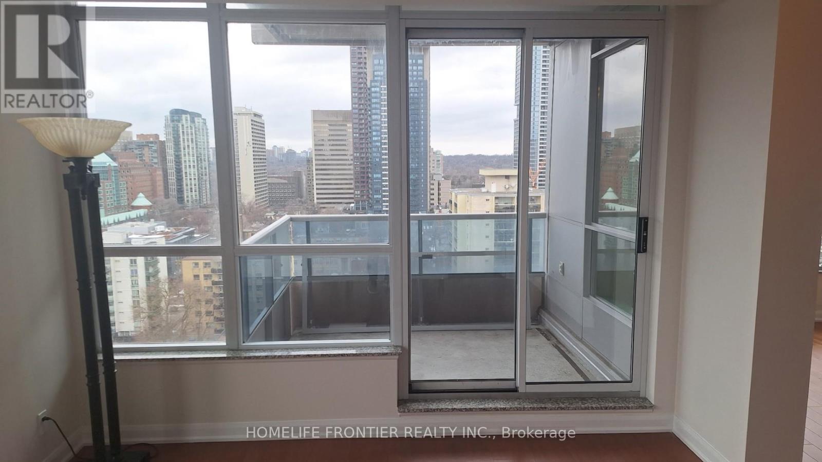 1510 - 500 Sherbourne Street, Toronto (North St. James Town), Ontario  M4X 1L1 - Photo 9 - C12864236