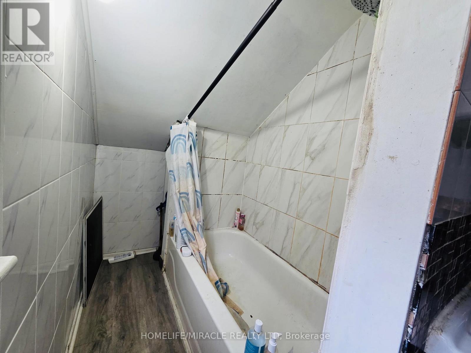 454 Rankin Avenue, Windsor, Ontario  N9B 2R7 - Photo 15 - X12874684