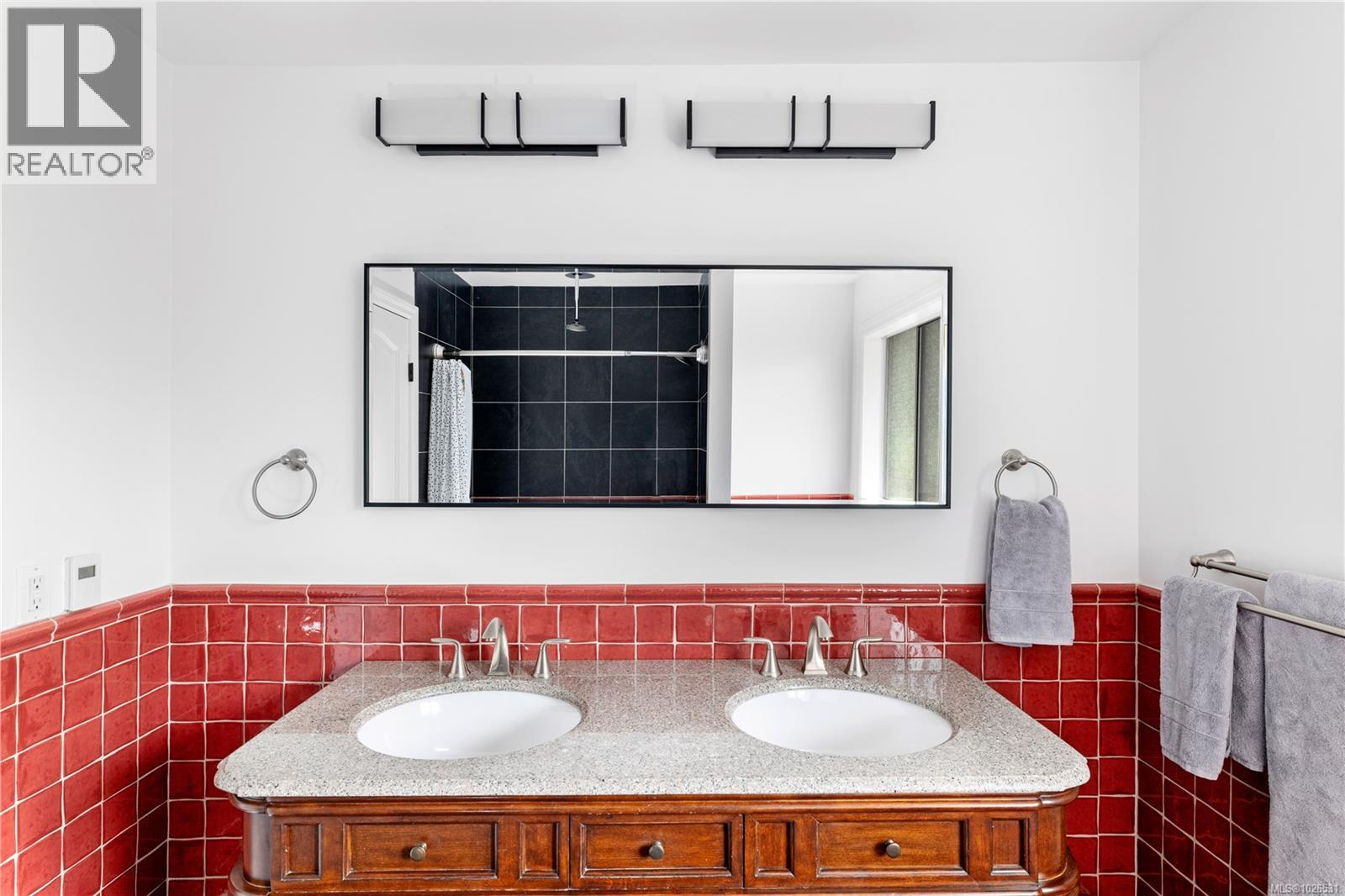 4988 Georgia Park Terr, Saanich, British Columbia  V8Y 2B9 - Photo 20 - 1026531