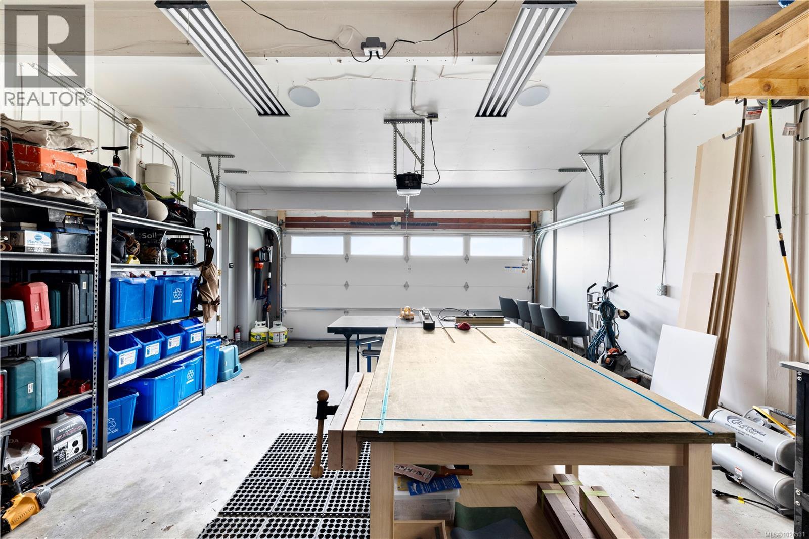 4988 Georgia Park Terr, Saanich, British Columbia  V8Y 2B9 - Photo 31 - 1026531