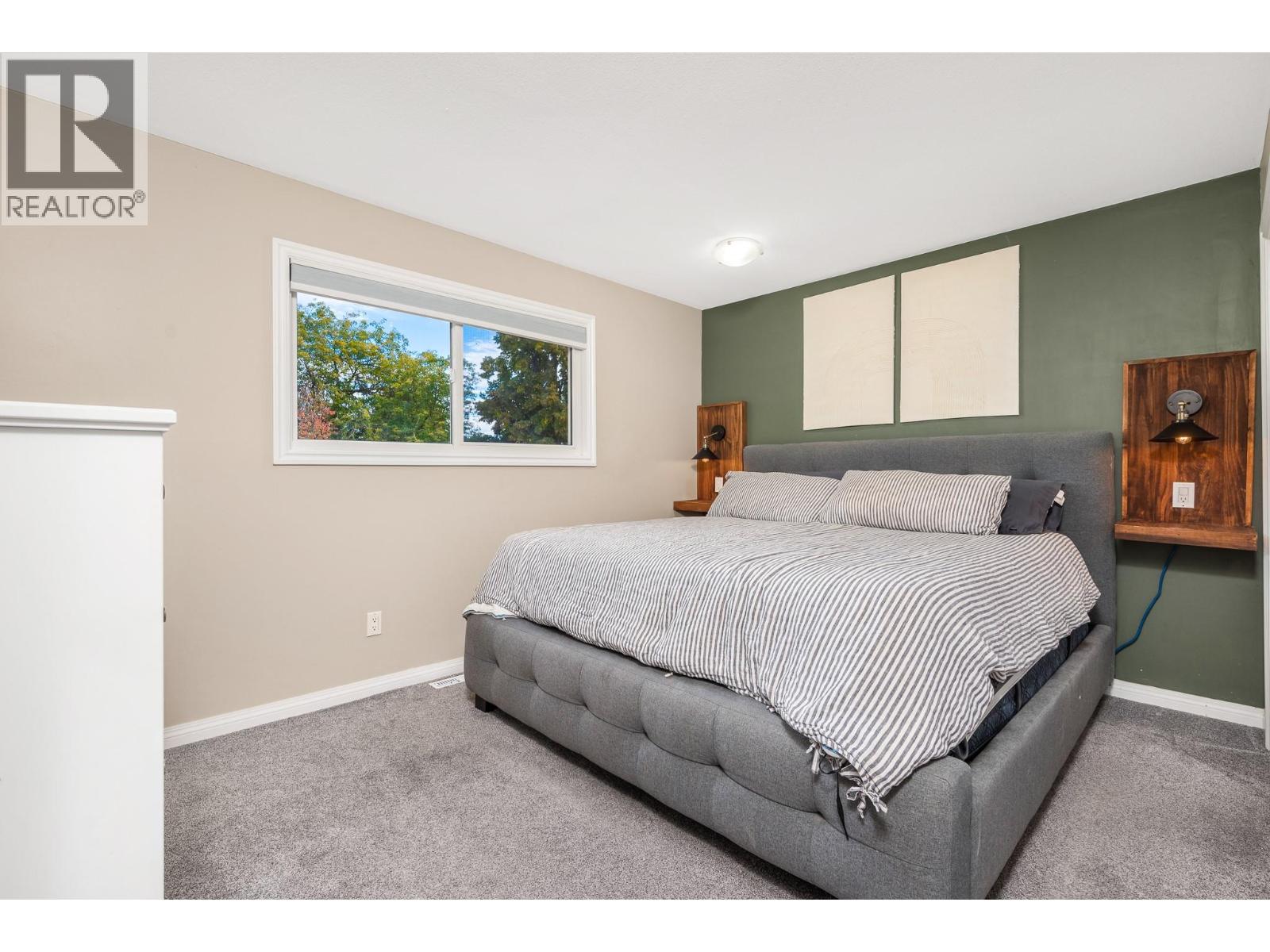 2003 21 Street, Vernon, British Columbia  V1T 7C3 - Photo 14 - 10379313