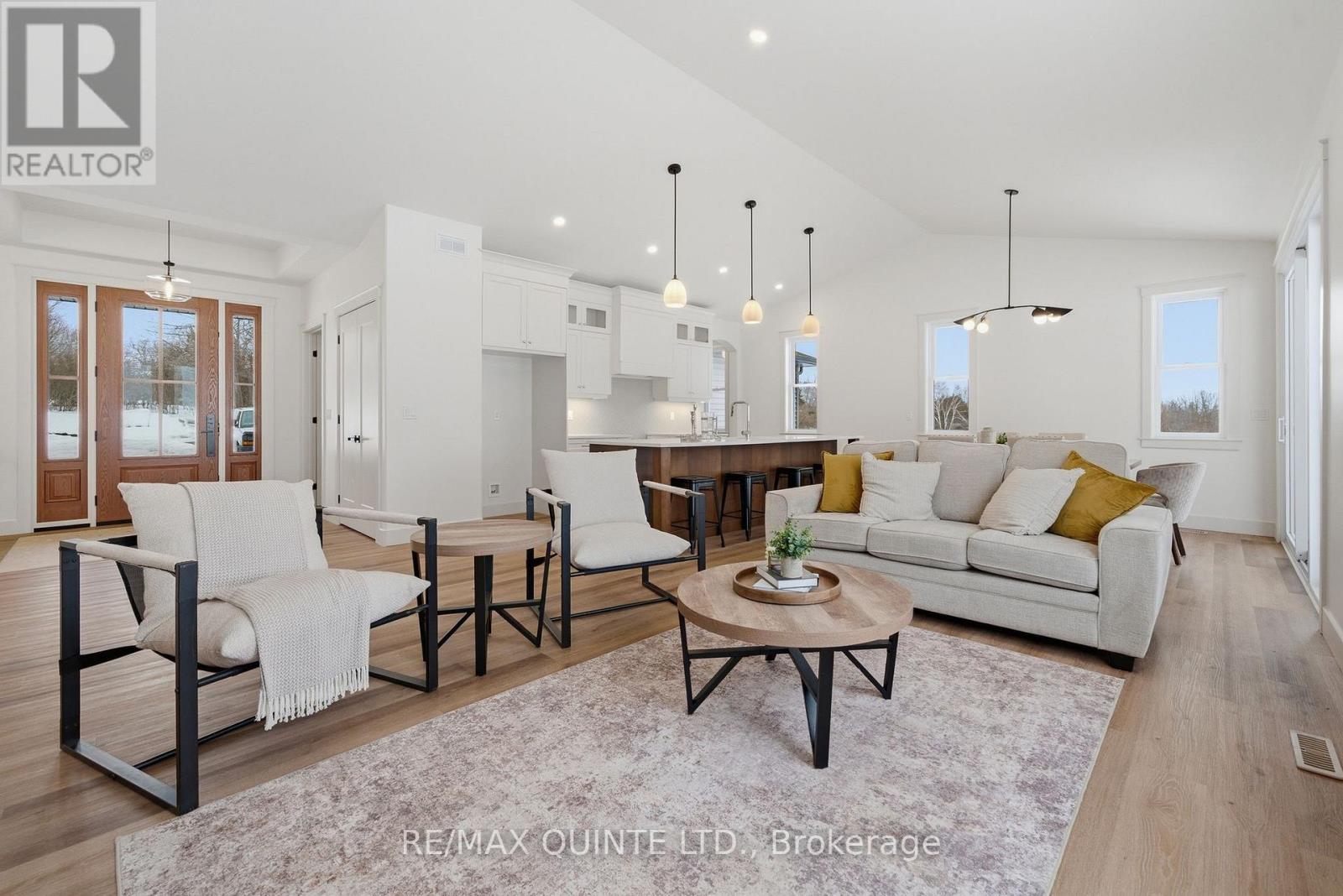 2501 Harmony Road, Tyendinaga (Tyendinaga Township), Ontario  K8N 4Z6 - Photo 10 - X12882794